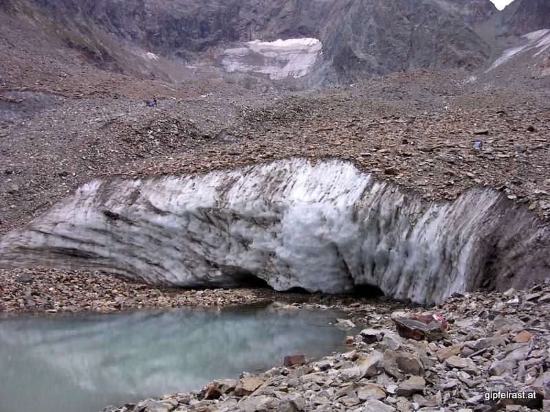 Die Gletscherbrust und der Schmelzwassersee des Gößnitzkees