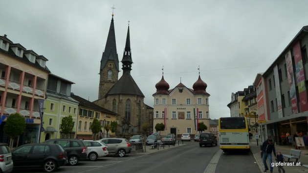 Endstation - zumindest für den Bus: Der Hauptplatz von Bad Leonfelden