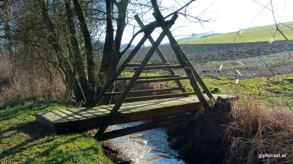 Mehrere stabile Brücken wurden für den Kaskögerlweg errichtet